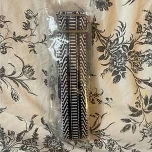 Black and white striped geometric pattern guitar strap NEW